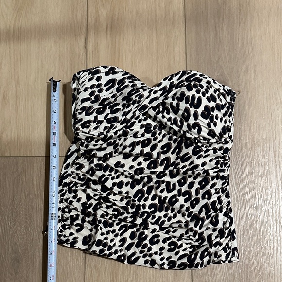 Bleu Rod Beattie Black and White Animal Print Top - Picture 1 of 3